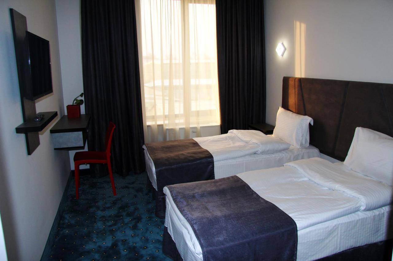Nice Hotel Yerevan Ngoại thất bức ảnh