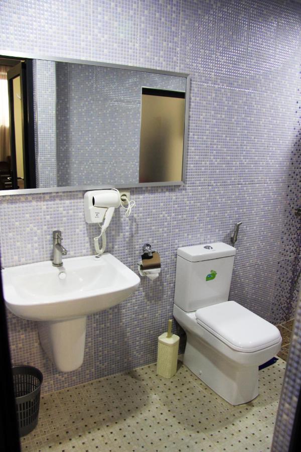Nice Hotel Yerevan Ngoại thất bức ảnh